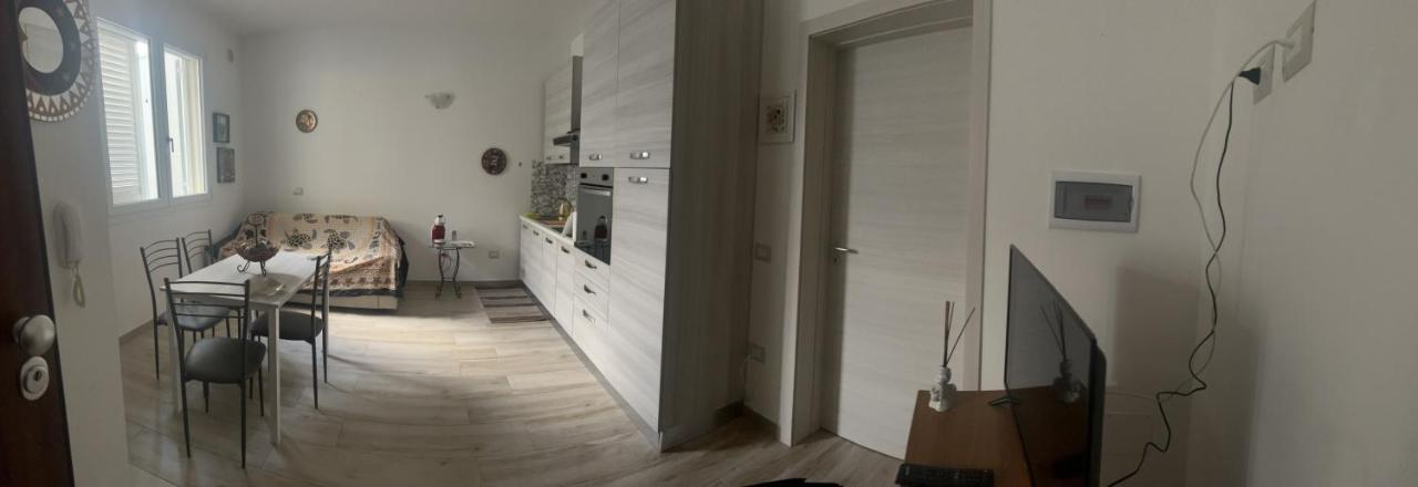 Appartamento A 2,5 Da Lecce Merine Exterior foto