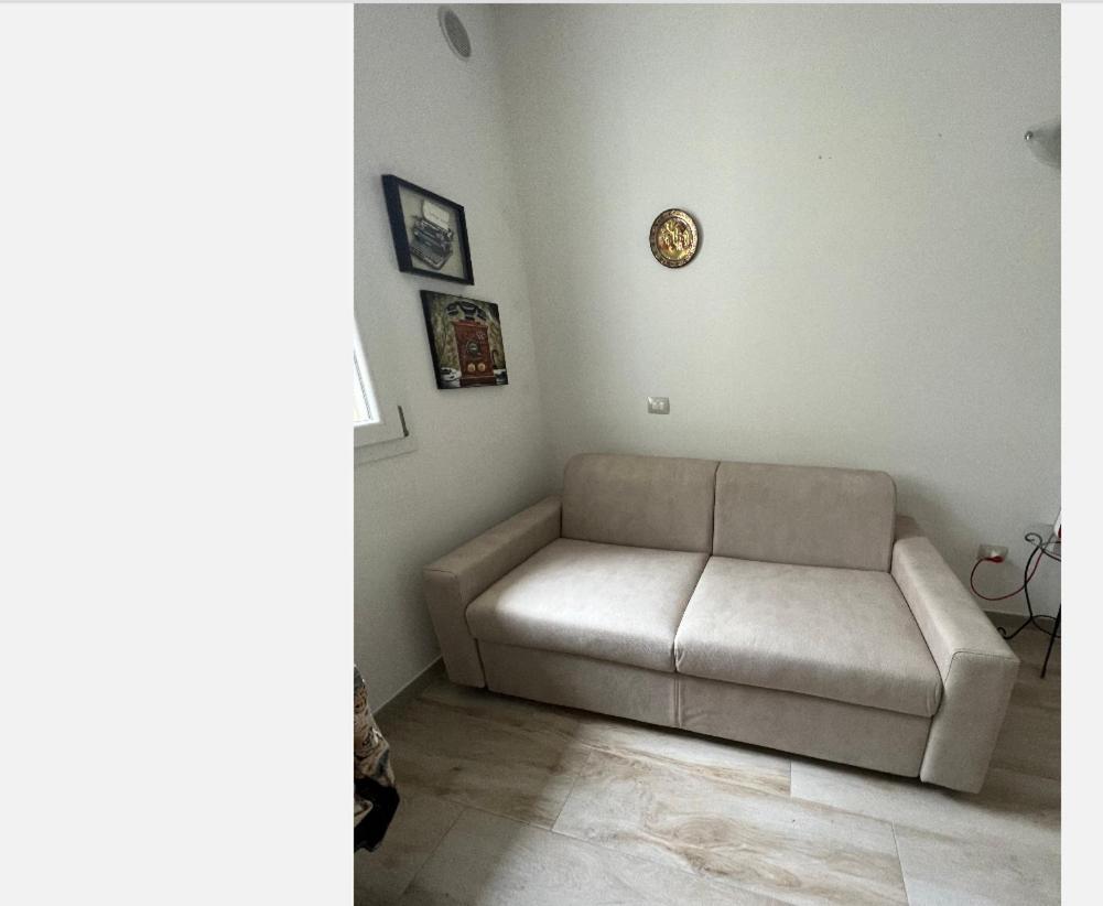Appartamento A 2,5 Da Lecce Merine Exterior foto